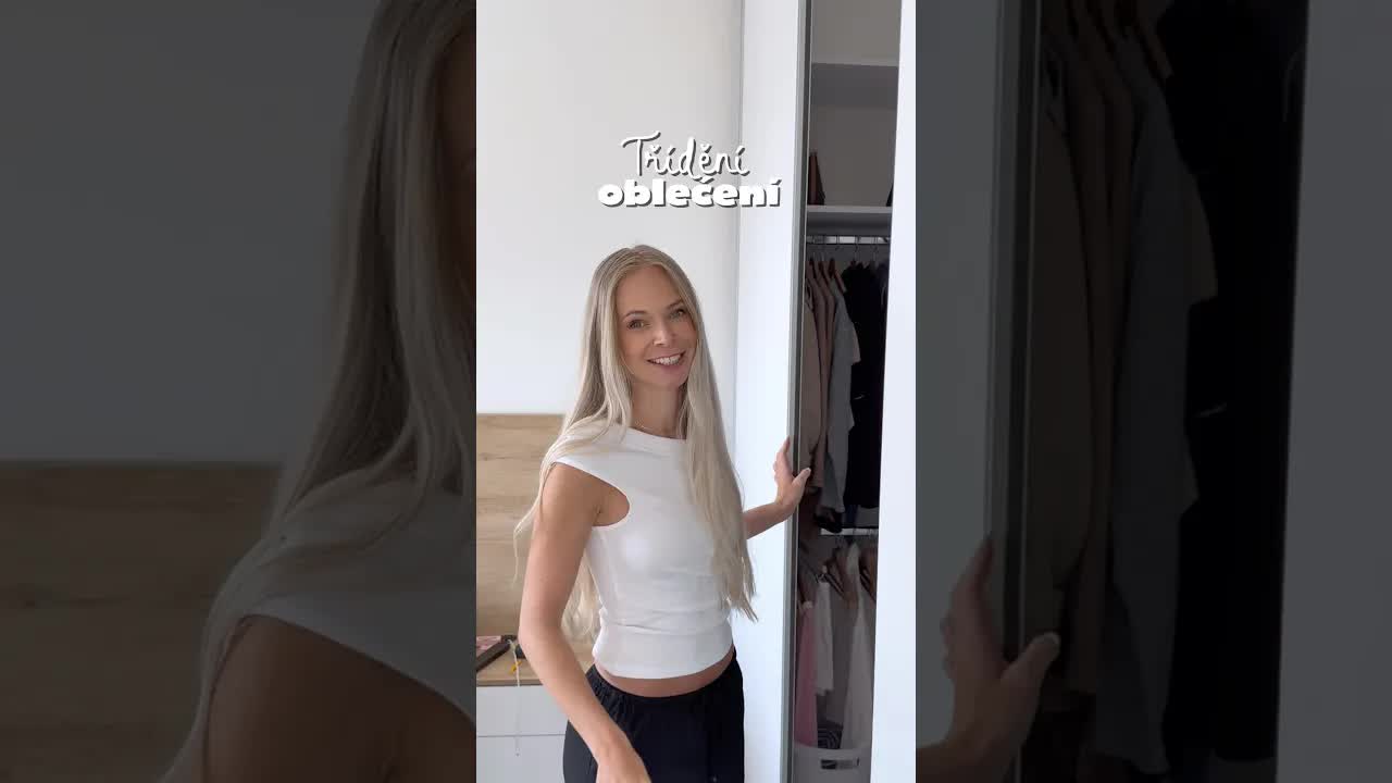 Vyřazuju oblečení, které jsem dlouho nenosila