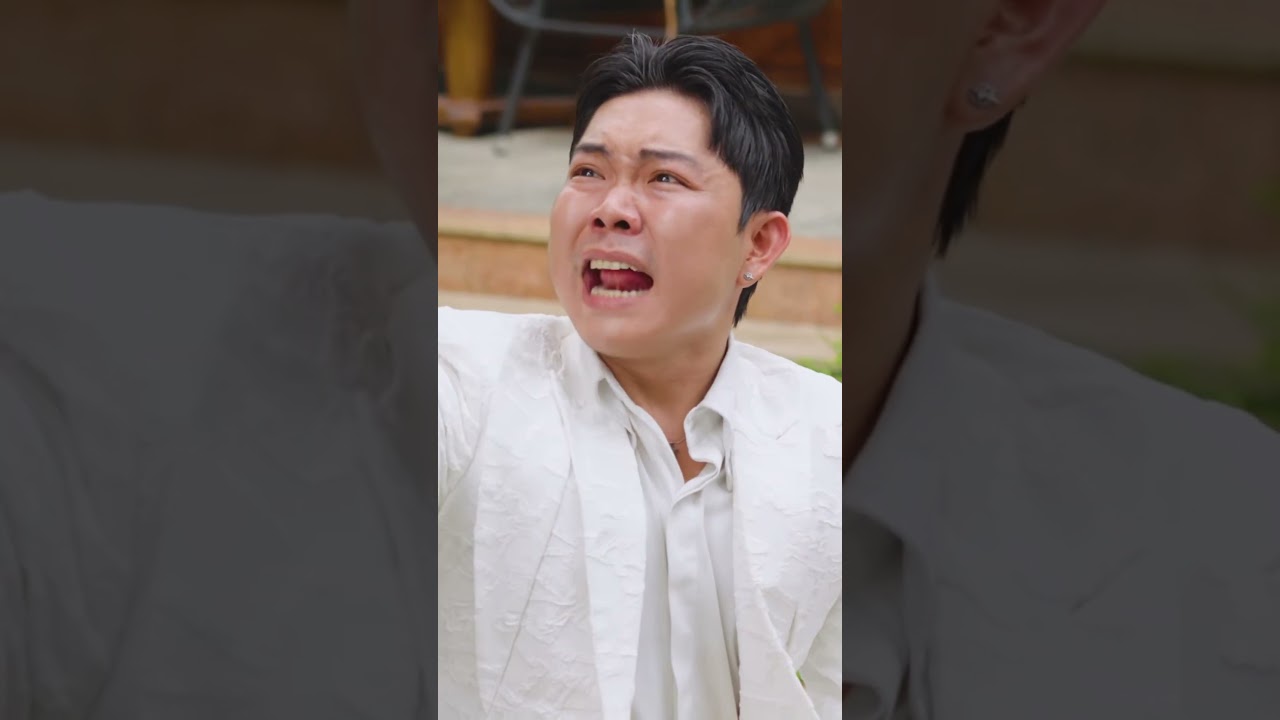 Kịch bản phim hài vô lý với hột quẹt thành súng