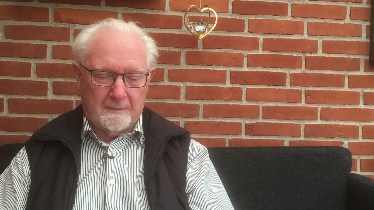 Små jydehistorier om rejser og humor