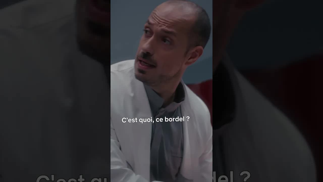 Le visiteur du futur arrive dans la centrale
