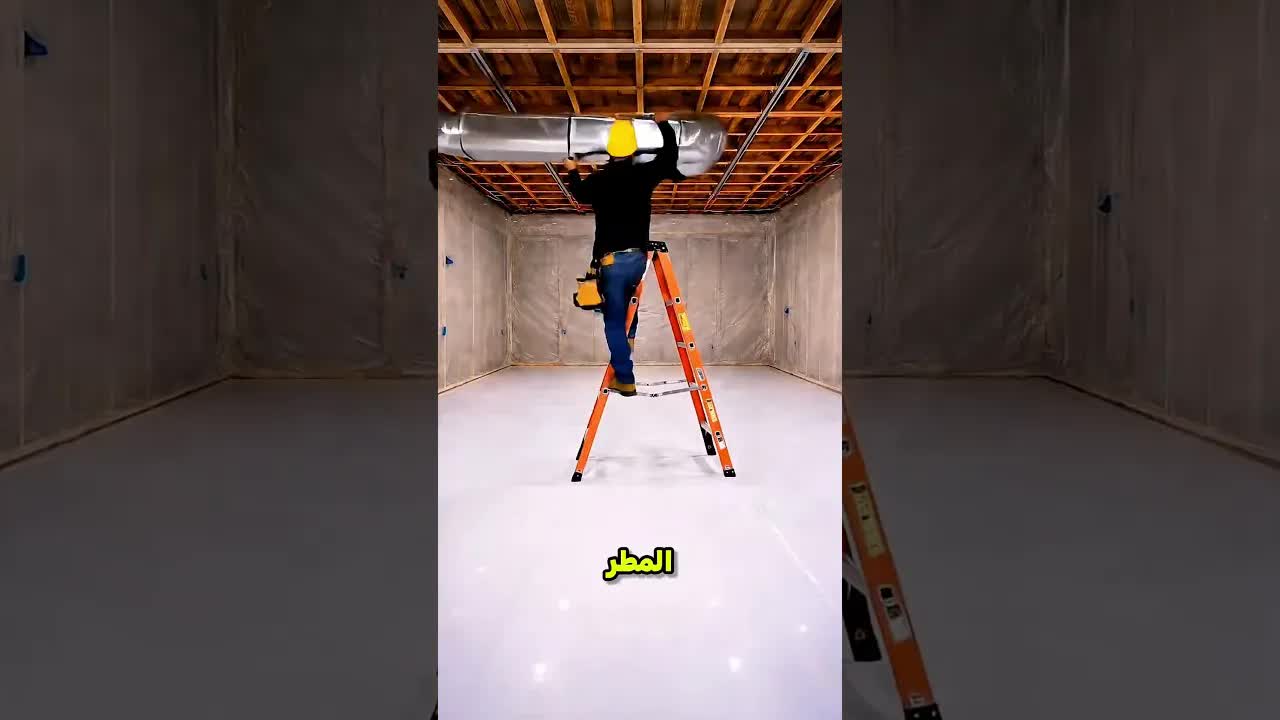 رجل يبني بيت سري تحت الأرض