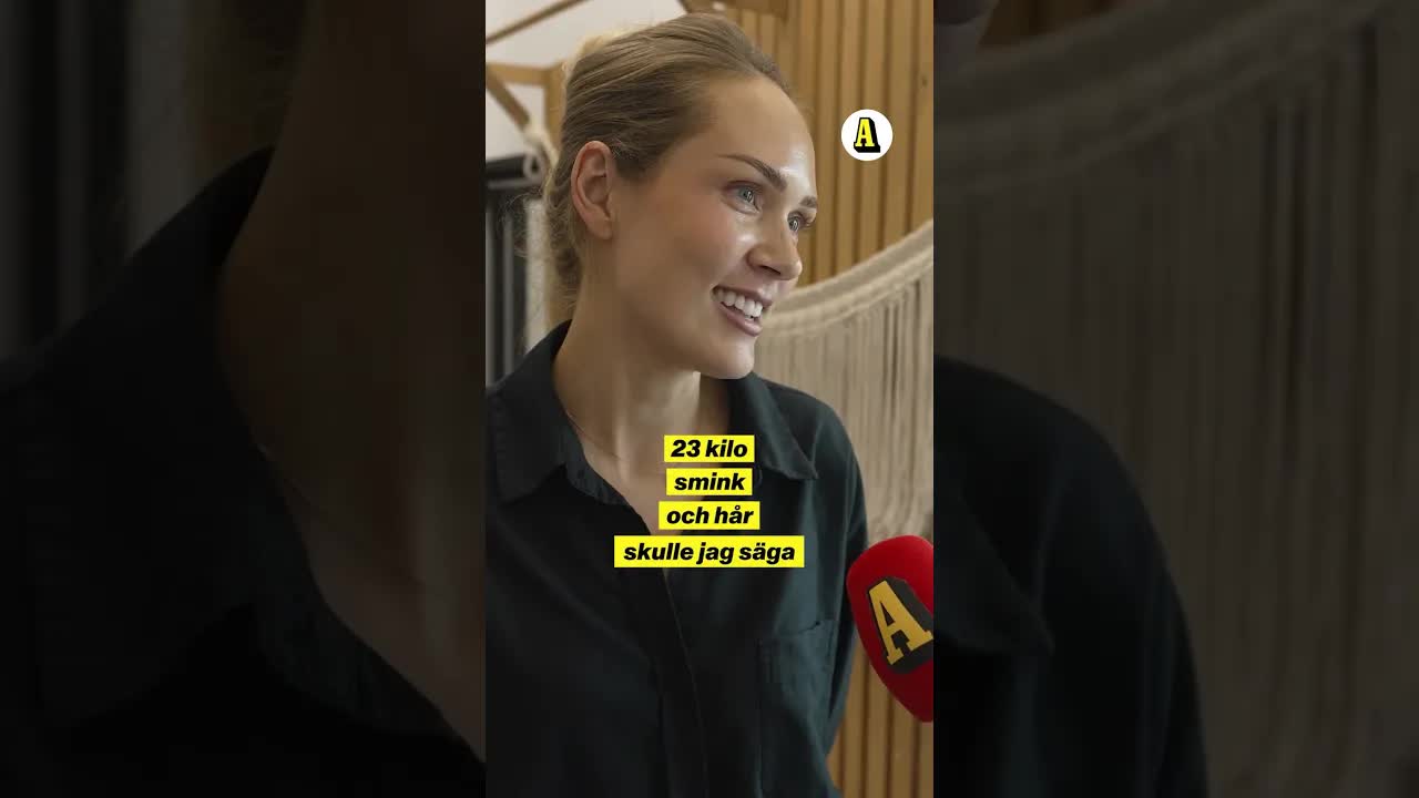 Rebecca Stella packar för Paradise Hotel