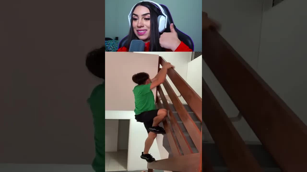 O chão é lava e eu tenho que escapar