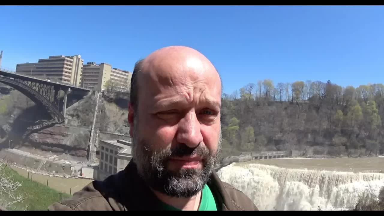 Vizito al la Akvofaloj de Roĉestro
