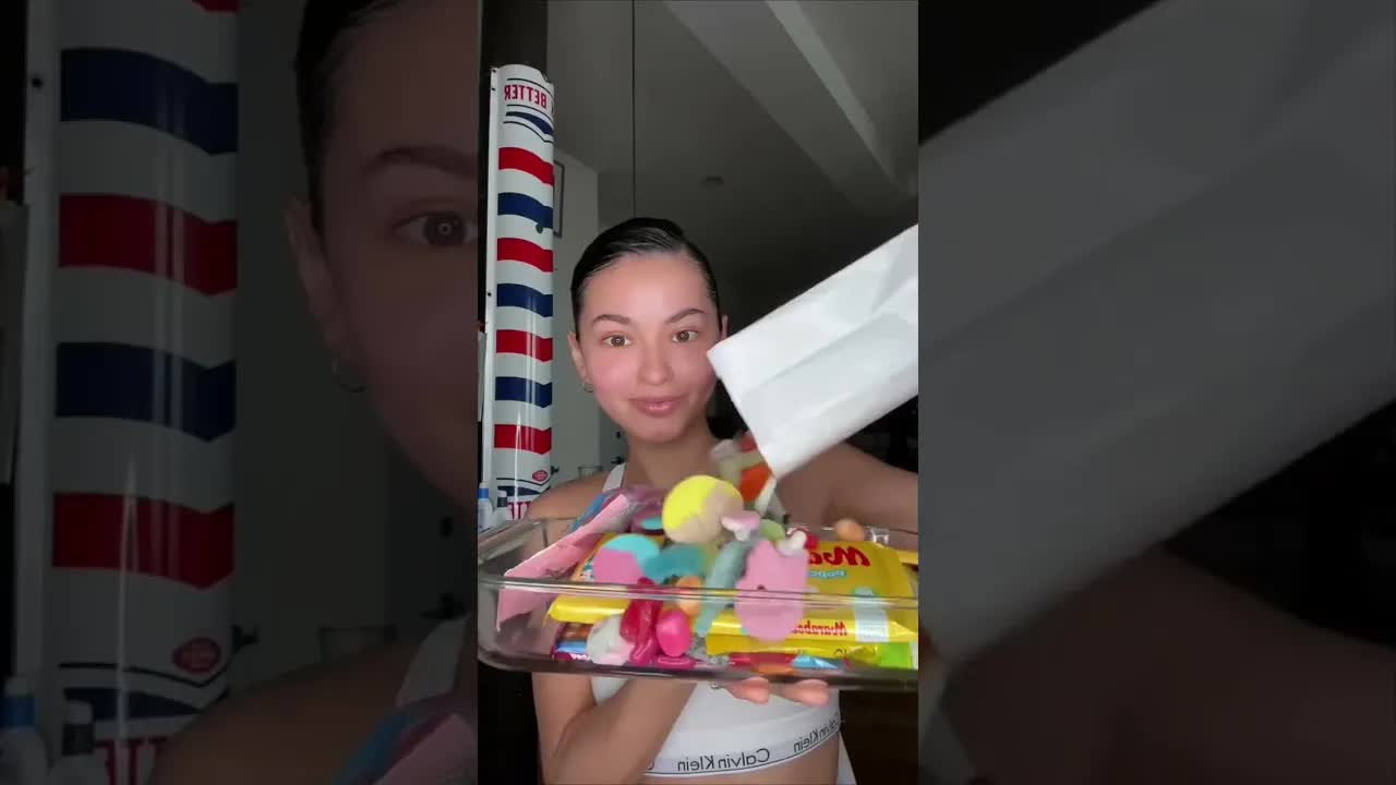 spongebob-Geburtstagsparty mit Armbändern und TikTok-Süßigkeiten