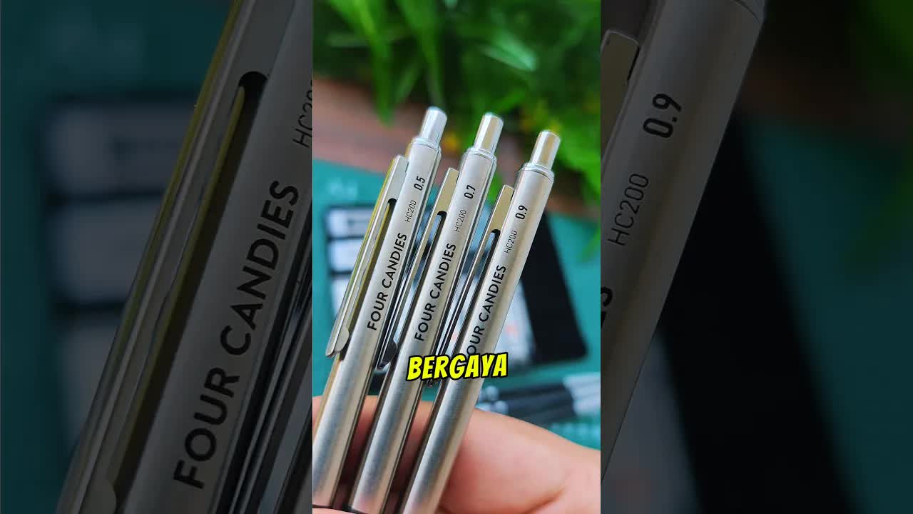 Pensel Four Candies Cantik dan Lengkap