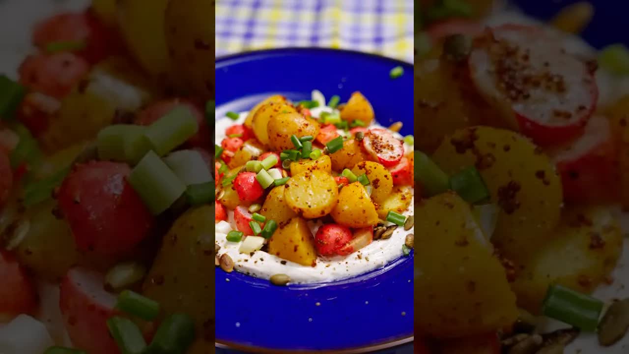 Печени пресни картофи и репички с горчица