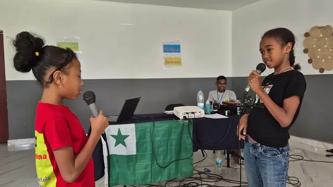Infanoj invitas al Esperanto-klubo