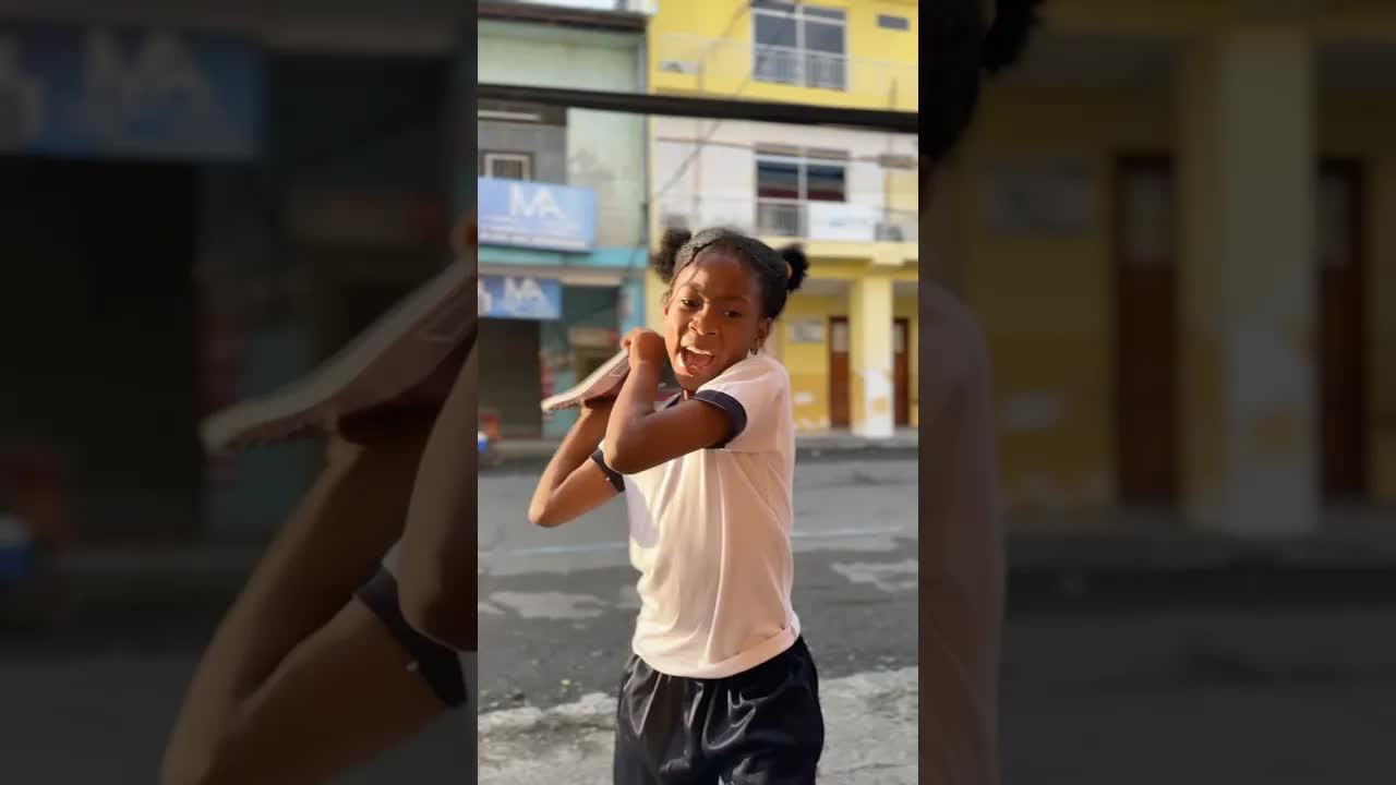 Mi hermano me amenaza con decirle a papá