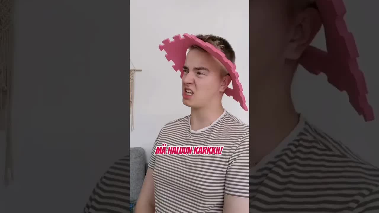 Muksu yrittää saada karkkia