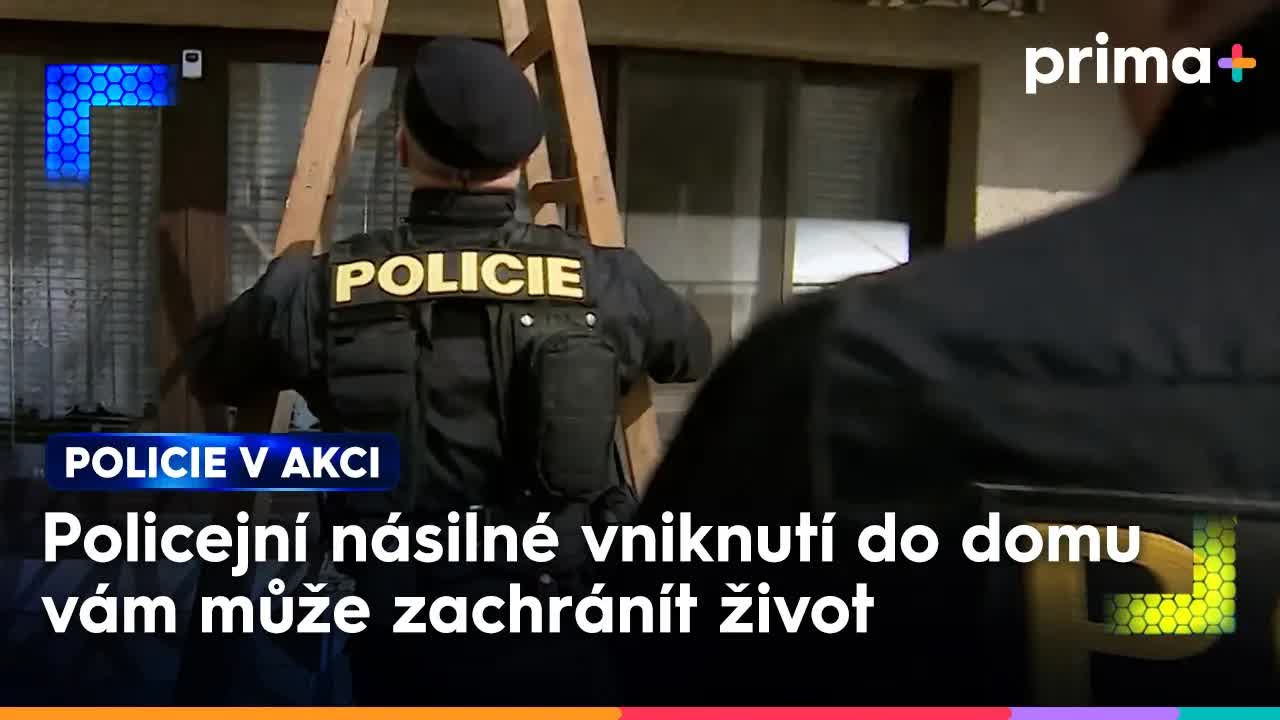 Policie zachraňuje osamělou seniorku