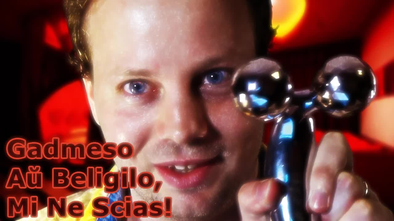 Mia edzino kaj la stranga vizaĝilo
