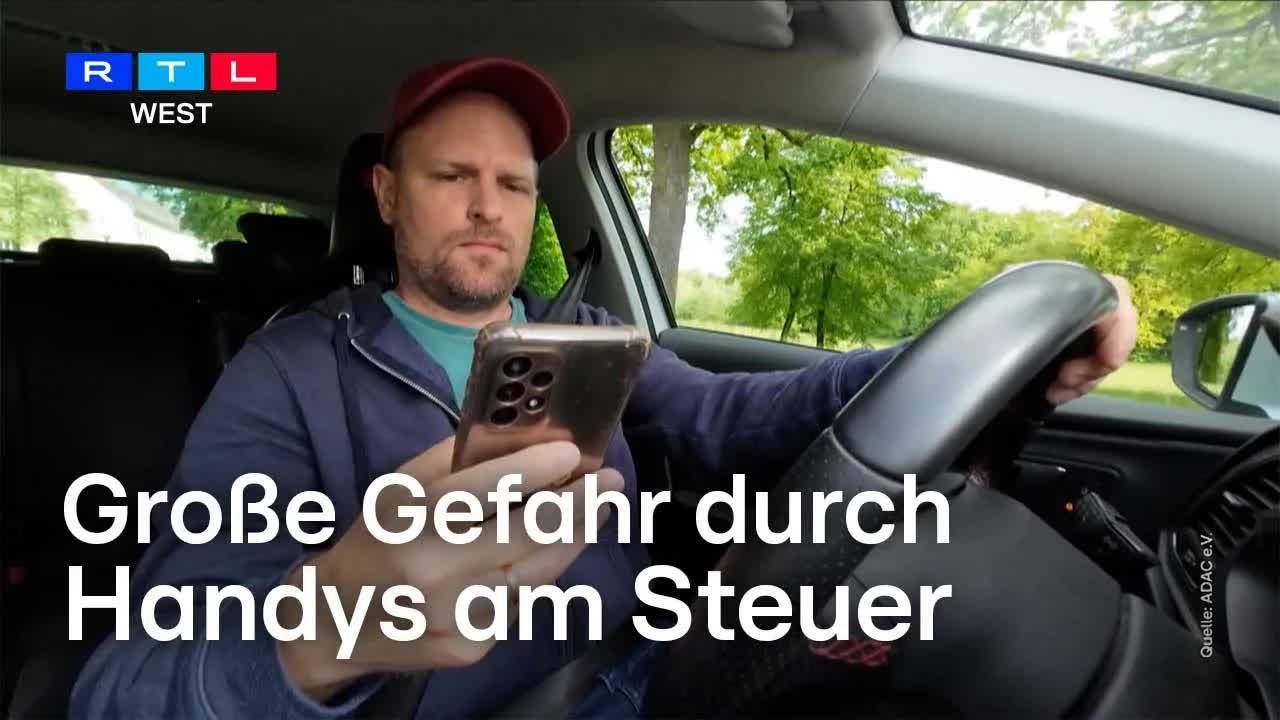 Handy am Steuer: ADAC fordert strengere Kontrollen