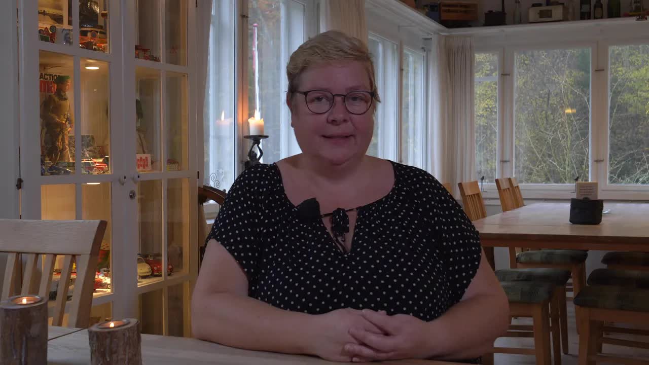 Charlotte fortæller om bornholmsk dialekt og identitet