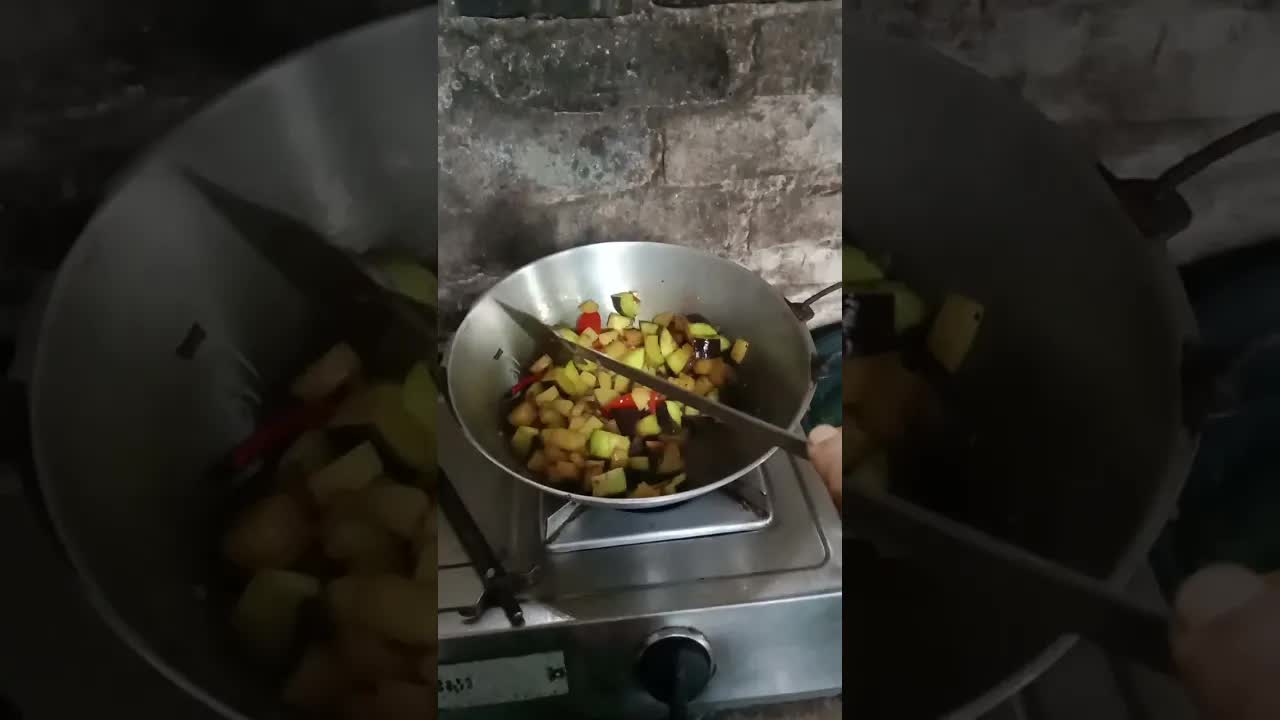 দিদার রান্নাঘরে করলা বেগুন রেসিপি