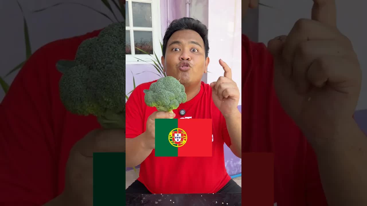 Memecahkan Sayuran Dengan Tangan Kosong