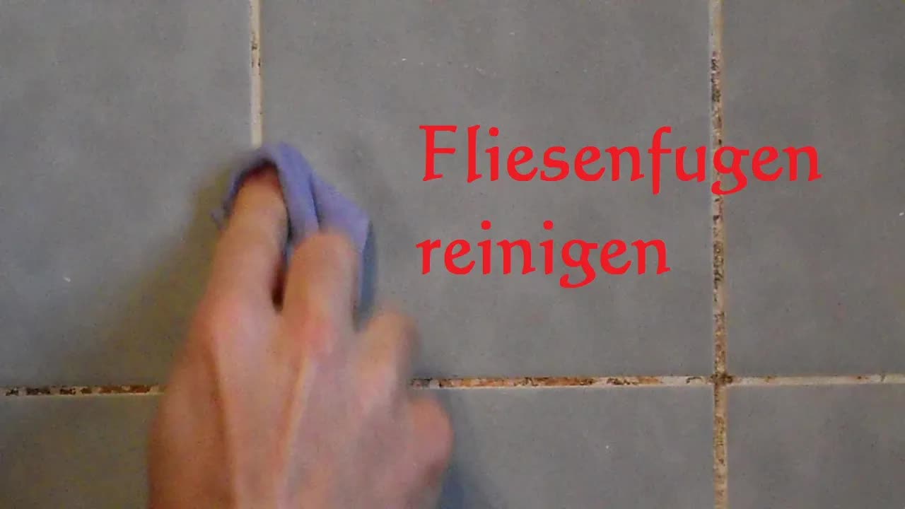 Fliesenfugen mit Backpulver sauber machen
