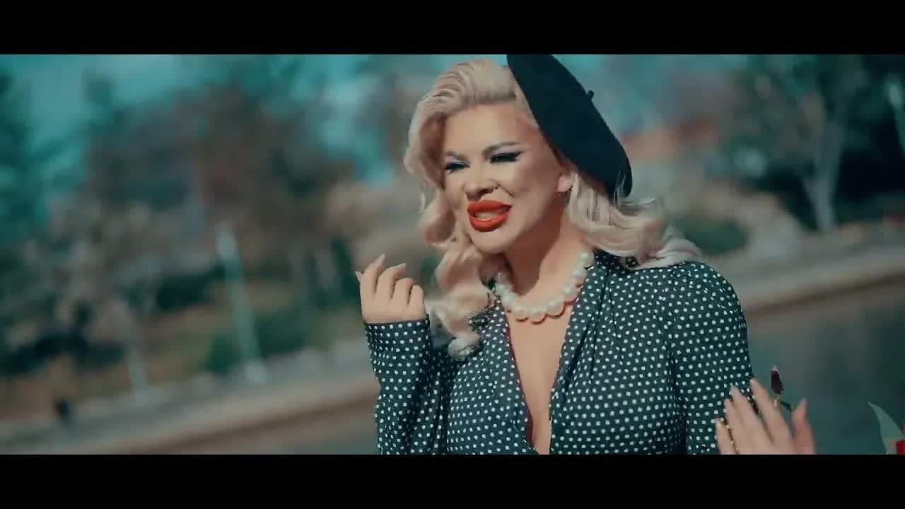 Sărutare Francezească - Andrada Cerna