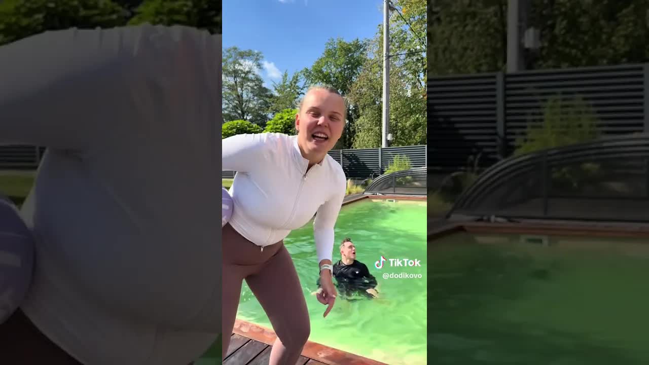 Freddy umí odrážet míč a tancovat