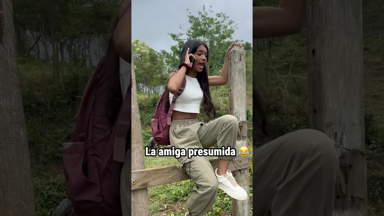 Una amiga presumiendo su llegada a la piscina