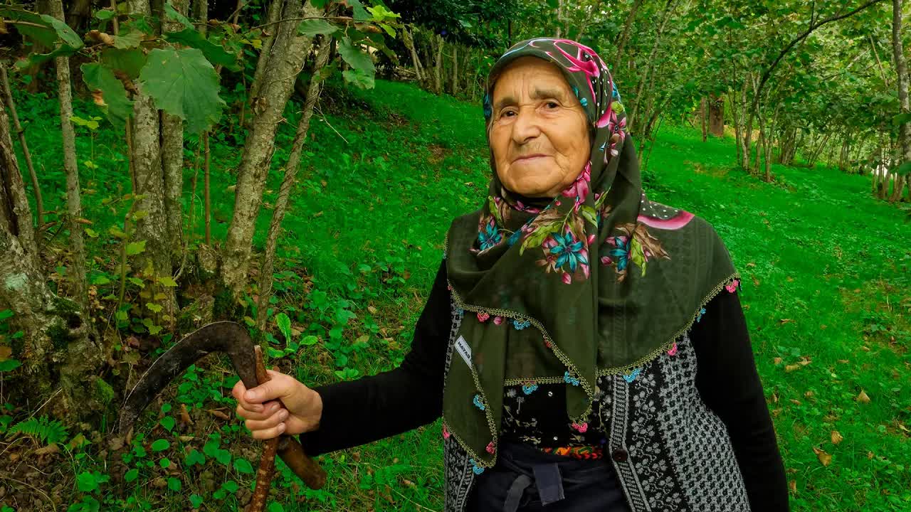 Eski Günlerin Hatıratı: Yaslı Nine'nin Köy Hayatı