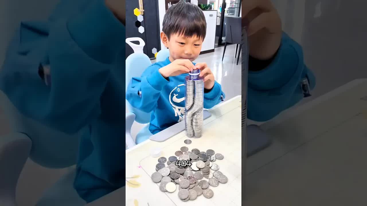 أجمل حصالة نقود من علبة قديمة