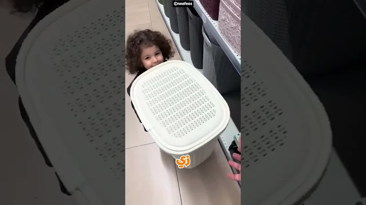 الأب العملاق يجعل كل شيء يبدو صغيراً