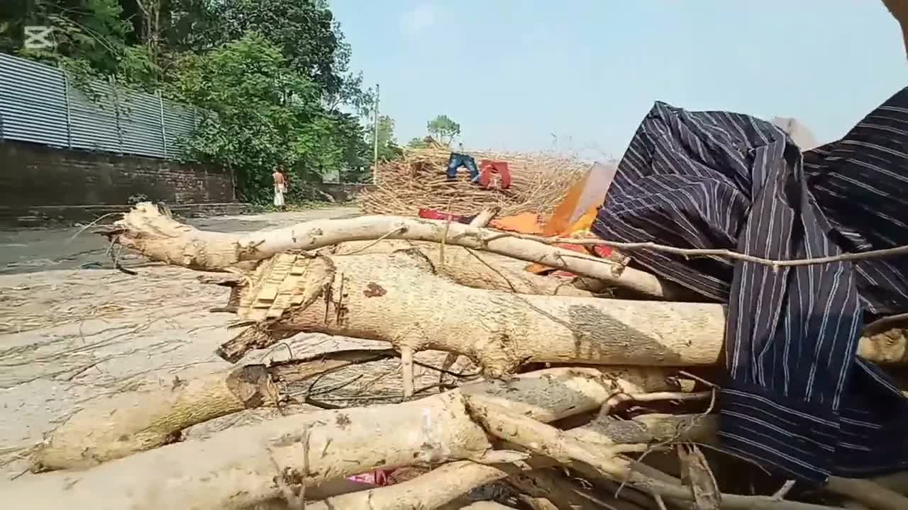 গ্রামীণ জীবনের দৈনন্দিন চ্যালেঞ্জ ও কাজ