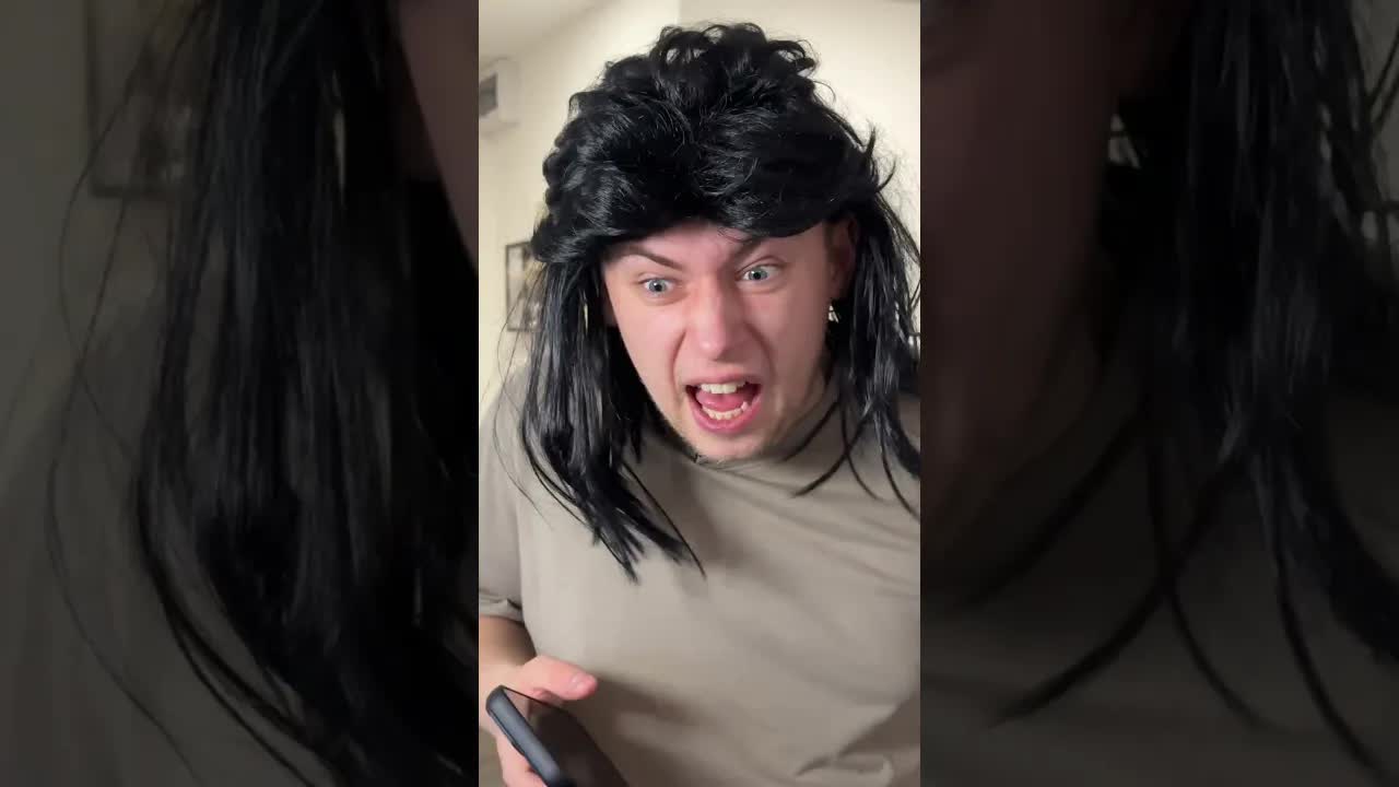 Když mámě volá učitelka: Okno, test i kouření