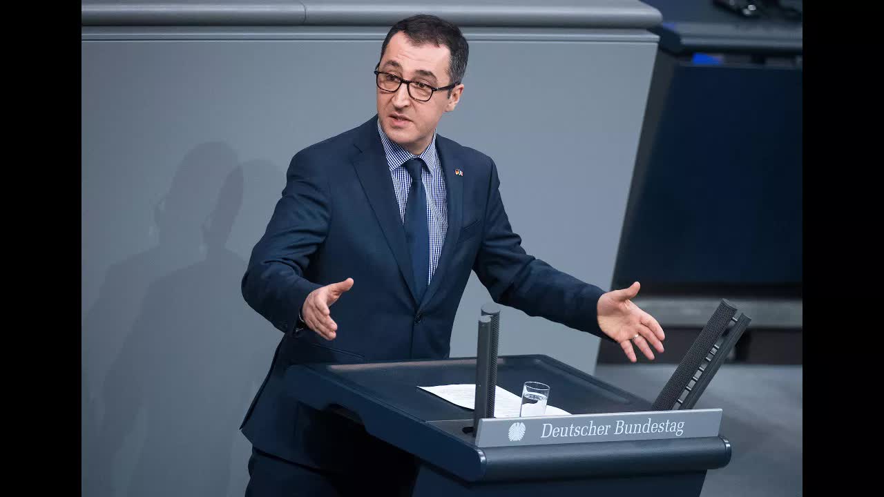 Rede über Pressefreiheit und die AfD im Bundestag