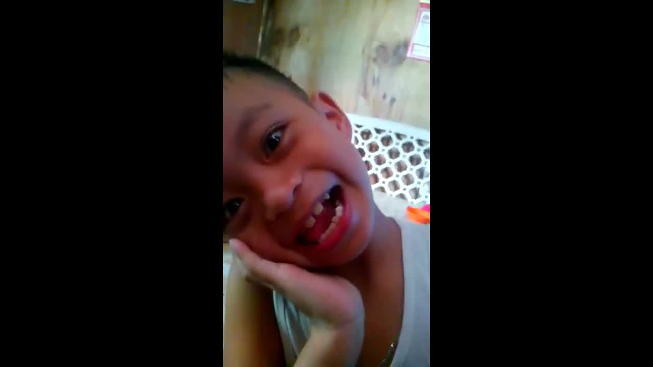 Mga pa-bibo kids at ang budol na sayaw