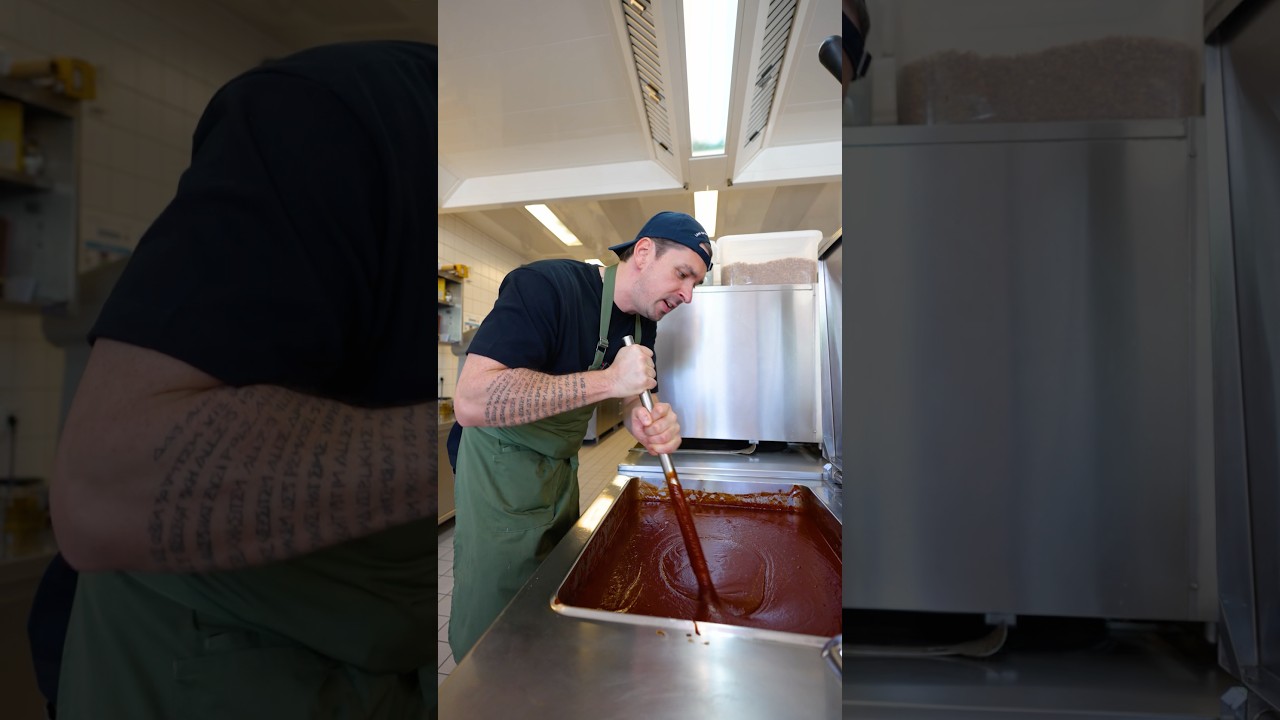 McRib Pop-Up im Brot mit Ei München