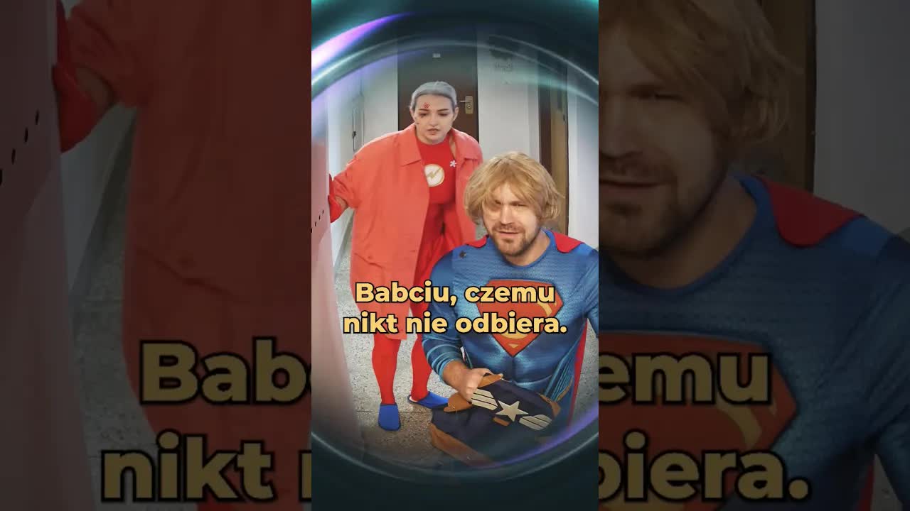 Halloweenowy psikus na drzwiach