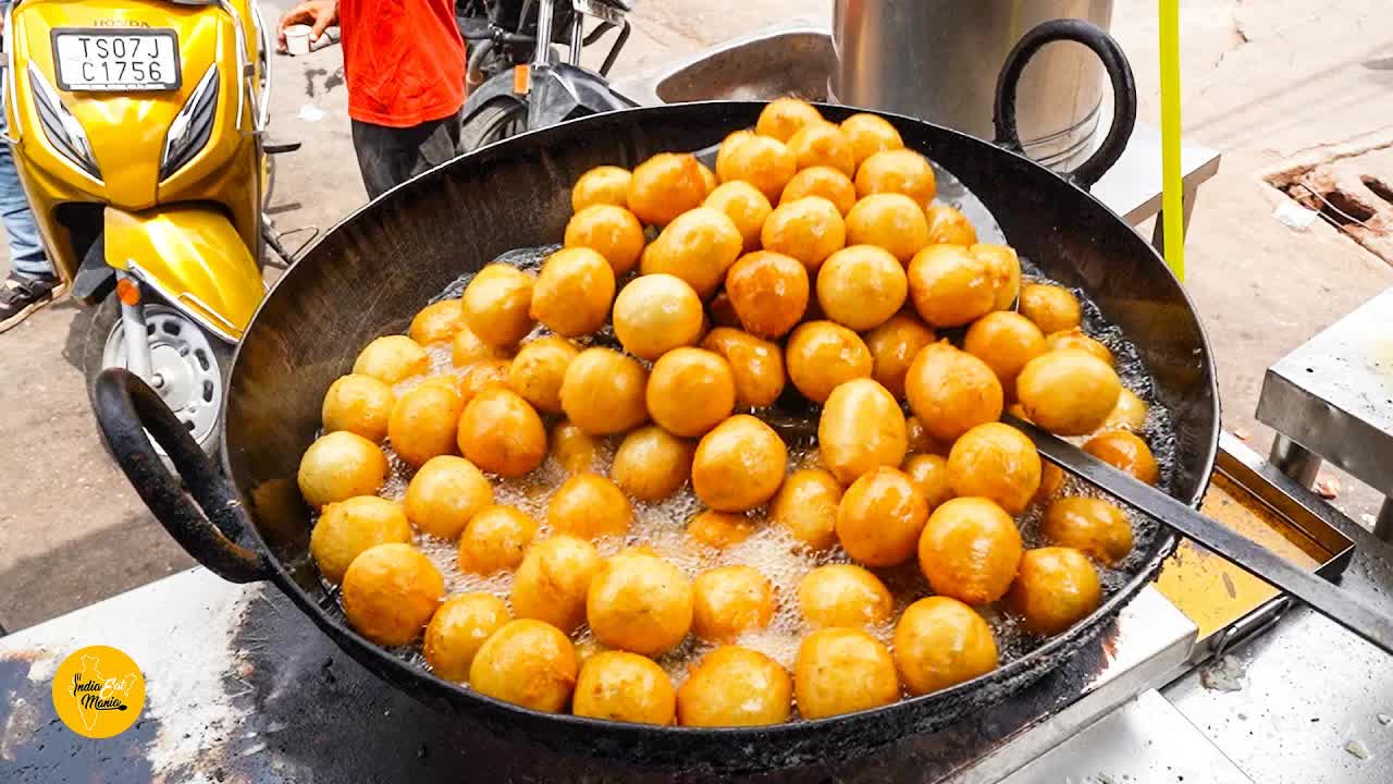 Hyderabad Mein Famous Mysore Bonda Khana