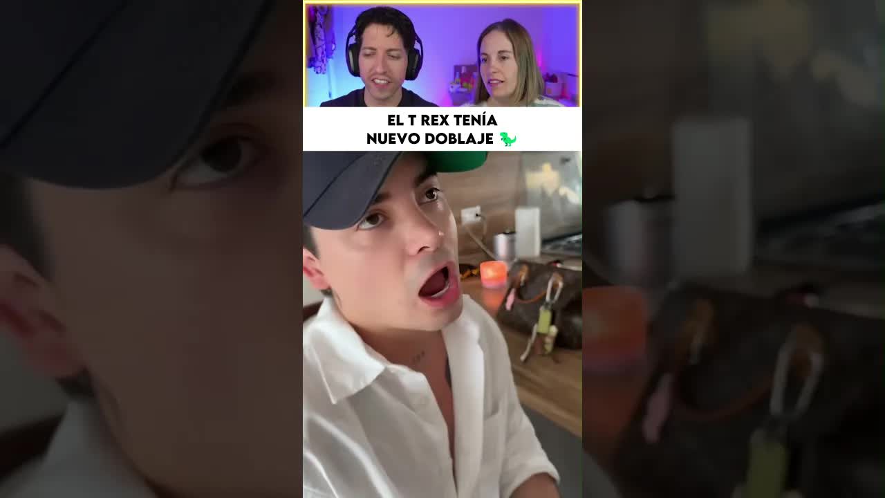 Novio imita el rugido de un T-Rex