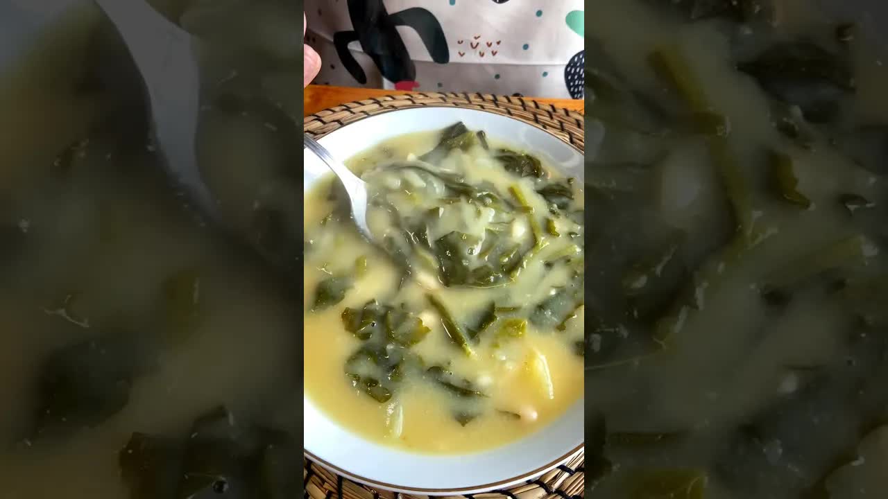 Sopa de nabiças com feijão branco