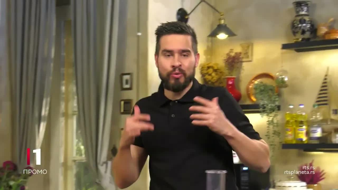 Gastronomad priprema ukusan ručak sa limetom