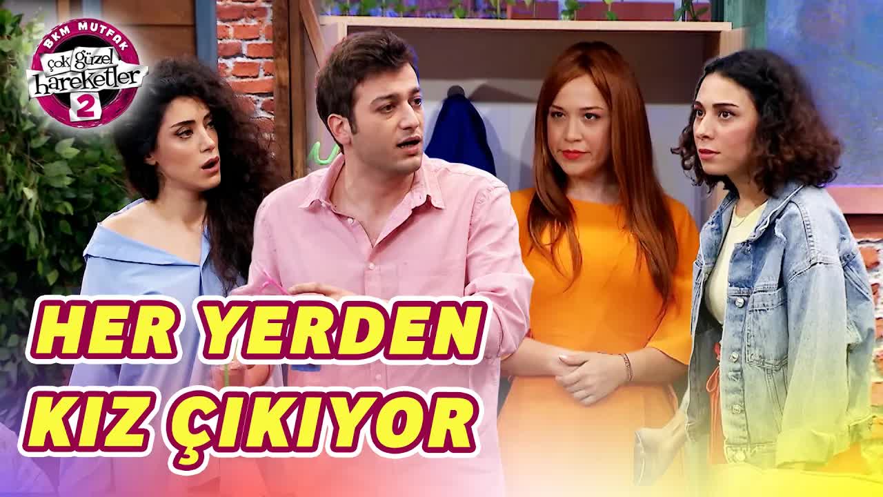 Evin Her Yerinden Kız Çıkıyor - Barışsak Da Mı Sarılsak