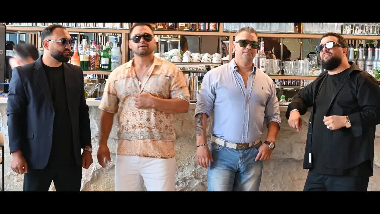 Melodie dedicată familiei de către Mădălin Gicuță