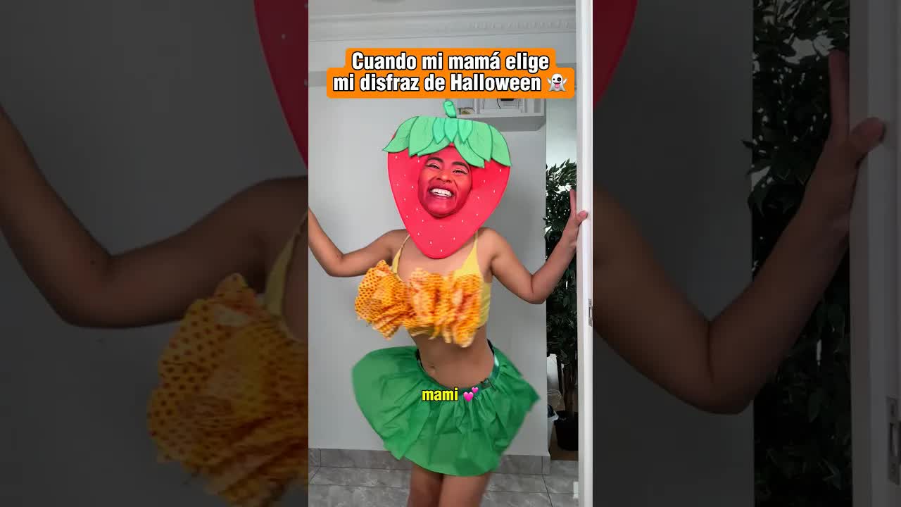 Mamá reacciona al disfraz de Halloween de su hija