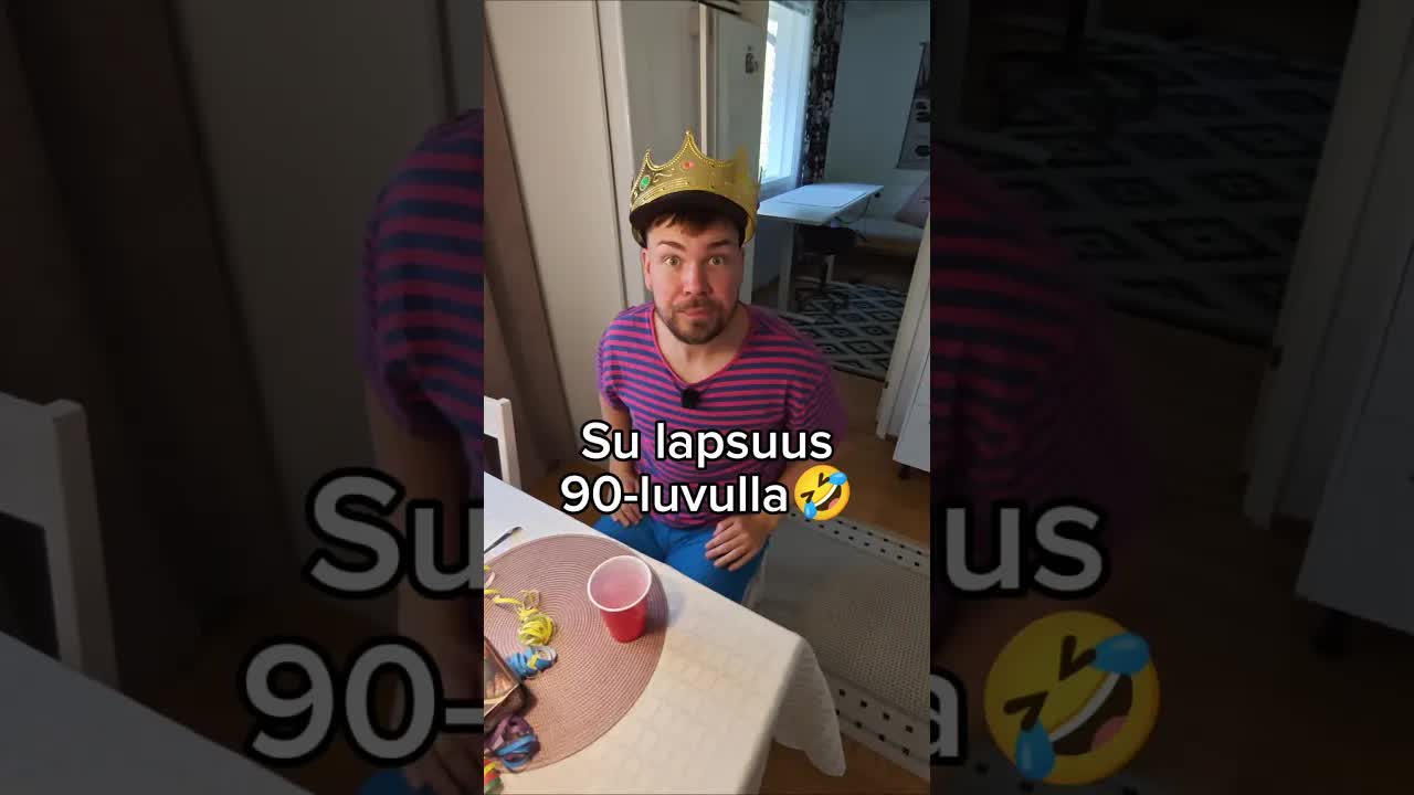 Syntymäpäiväkakkua ja joulupukin lahjoja