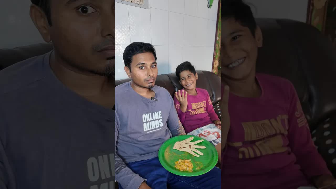 சப்பாத்தி ஆர்டர் செய்த தப்பான சைகை