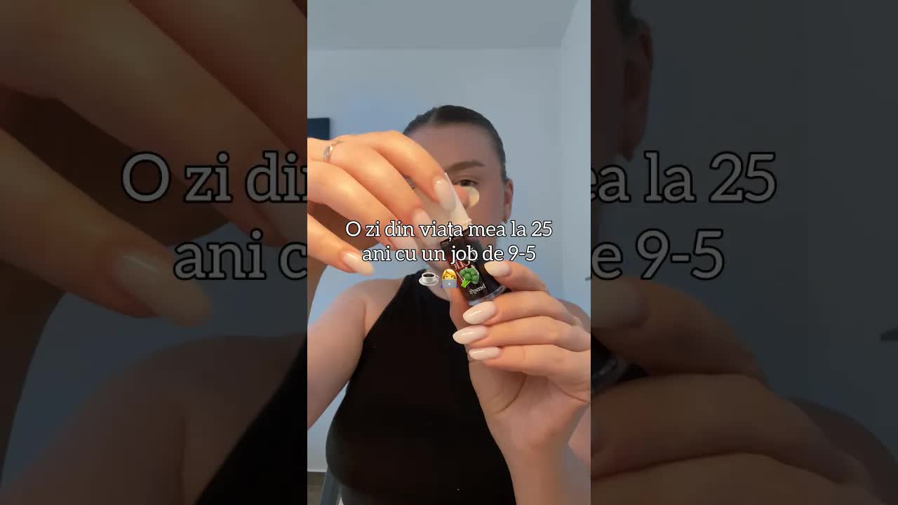 O zi obișnuită la 25 de ani cu job de 9-5