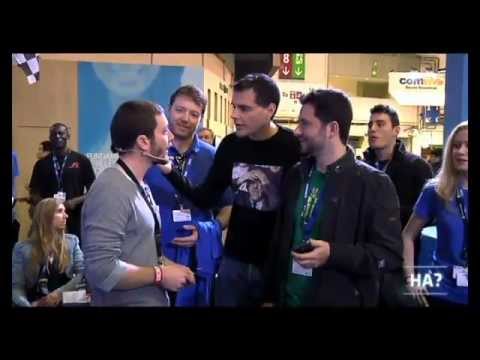 humor con móviles en el Mobile World Congress