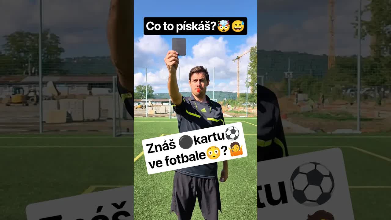 Černá karta pro rodiče na dětském fotbale