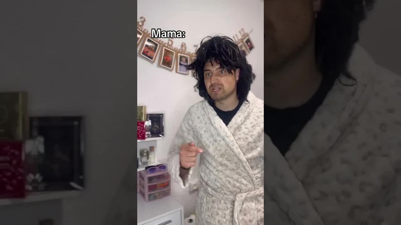 Ce faci, mamă? Mă plictiseam