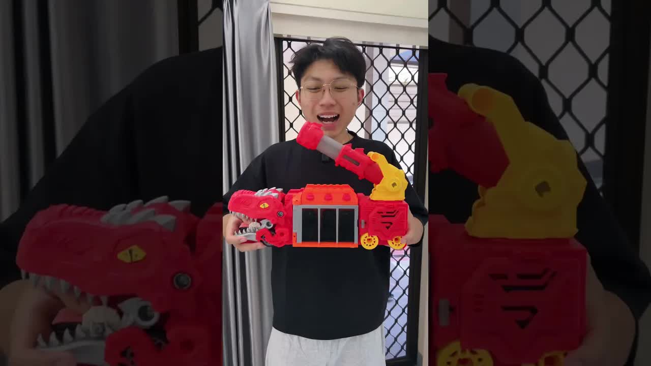 Ayah Beli Mobilan Besar Buat Adik