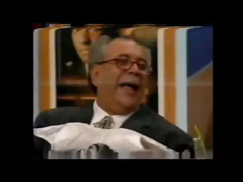 João Plenário Satiriza Política e Corrupção
