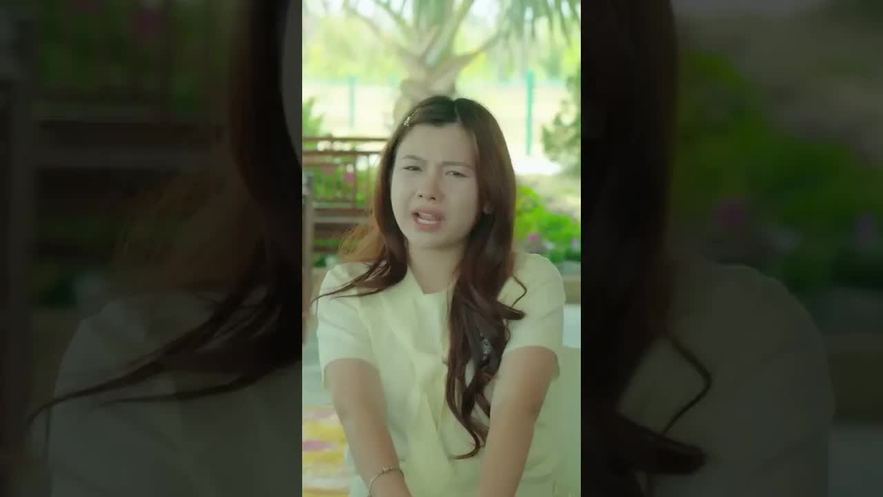 Anh Nơ đang nghĩ gì vậy?