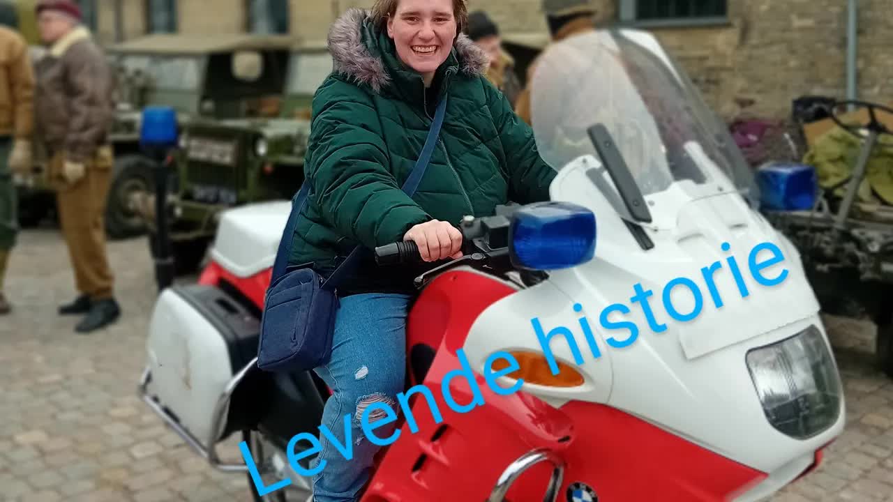 Historiske Dage: En Festlig Rejse Tilbage I Tiden